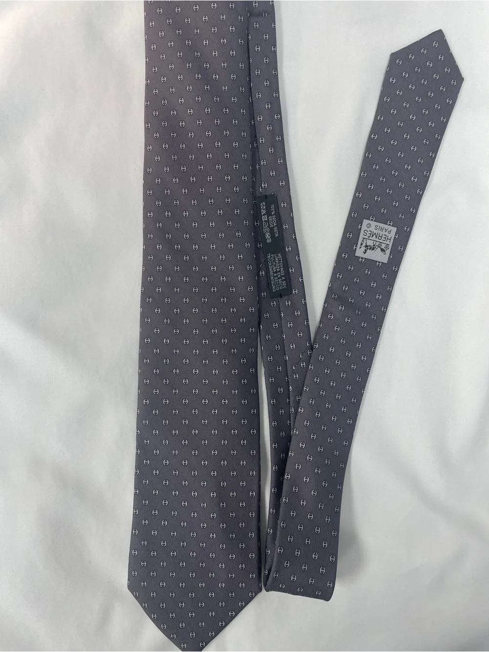 Hermes 100% Silk Gray Tie with Micro 'H' Motif “H TONNEAU” 606111 FA